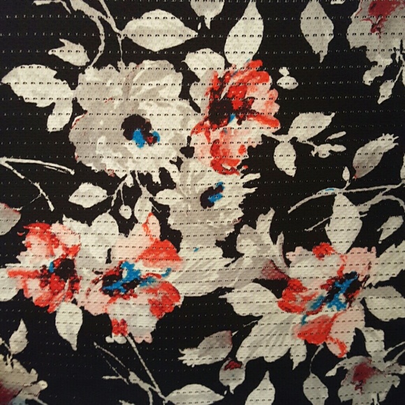 Strapless express floral flare dress - Picture 2 of 3