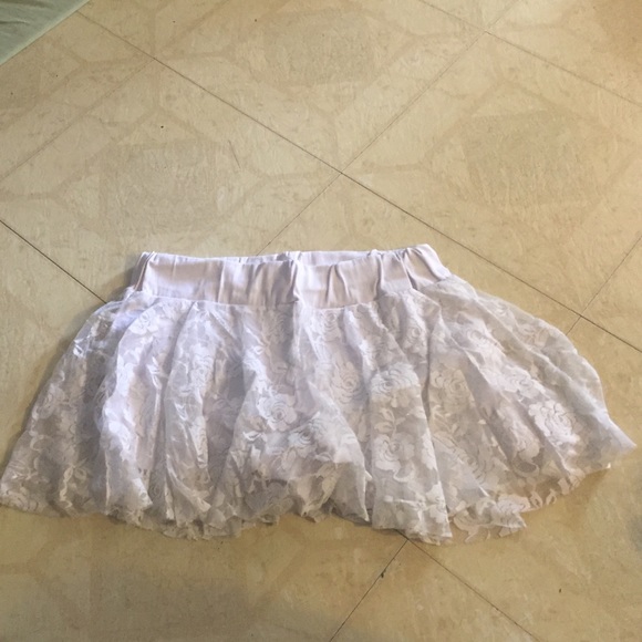 Lacy skort - Picture 1 of 2