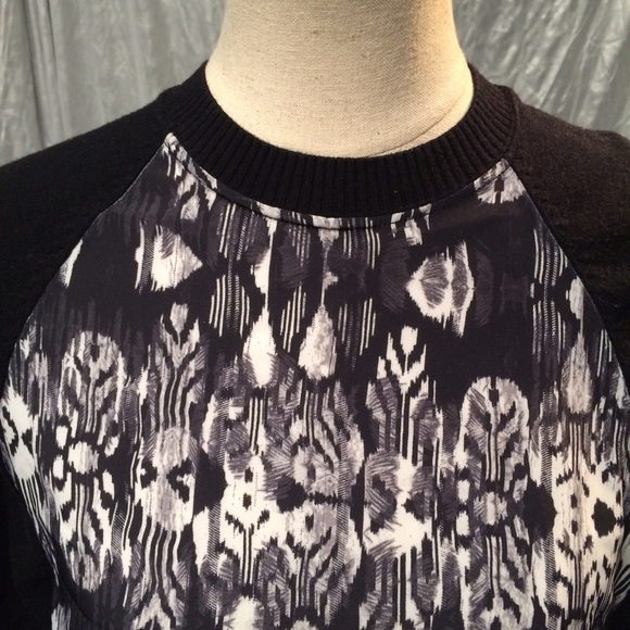 Black knit and patterned chiffon crop sweater. - Picture 4 of 4