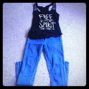 embroidered tank💥must be bundled at this price