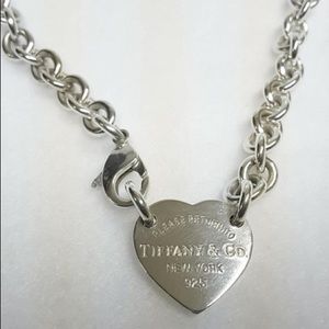 Tiffany & Co sterling silver heart clasp necklace