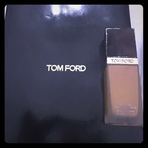 Pre owned tom ford foundation