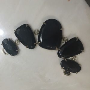 Black Kendra Scott bracelet