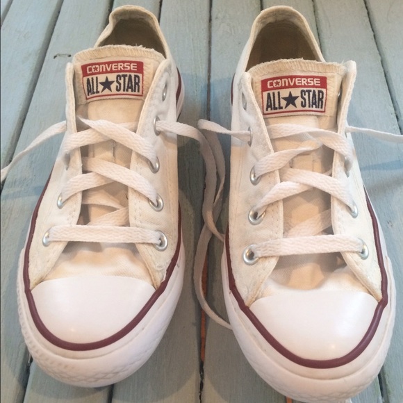 Low Top White Converse Sneakers