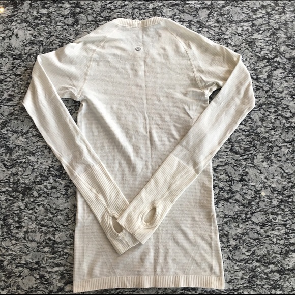 Lululemon Long Sleeve Run Swiftly - Picture 3 of 4