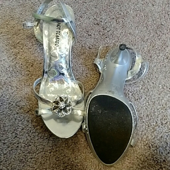 Pumps - Picture 3 of 3