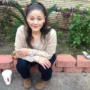 Meet your Posher, Sonia