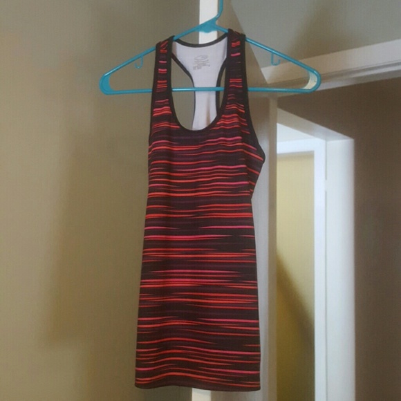 Workout tank top