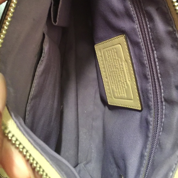 Coach Bag - Picture 2 of 2