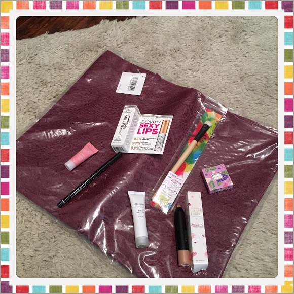 ❤️ Beauty Bundle + Tote!
