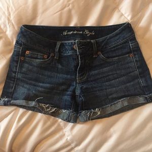 Cuffed denim shorts