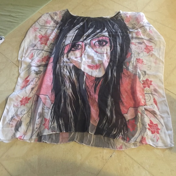 Batwing shirt