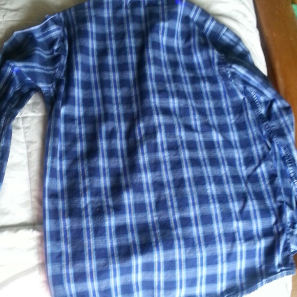Blue plaid button down - Picture 3 of 3