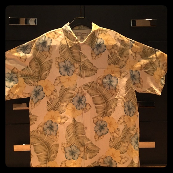 Tommy Bahama Other - Tommy Bahama Men's Shirt