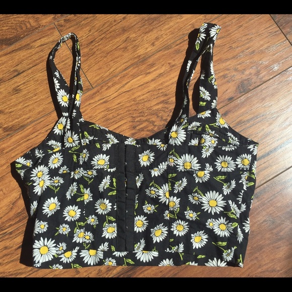 Crop top - Picture 2 of 3