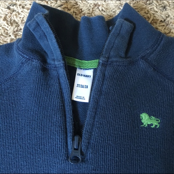 Boys 2T 1/4 Zip Pullover - Picture 3 of 3