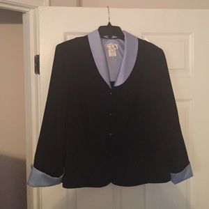 💦 Just Reduced 💦 Gently worn black & blue jacket