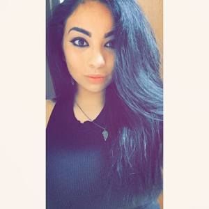 Meet your Posher, Denise