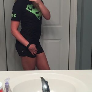 Under Armour Superman workout top