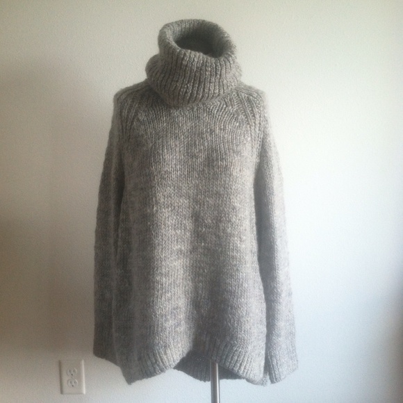 h&m oversized turtleneck