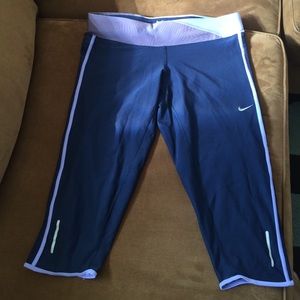 Nike women's dri-fit workout capris