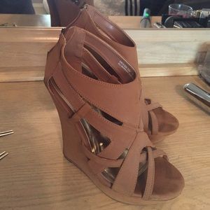 Dollhouse Wedges