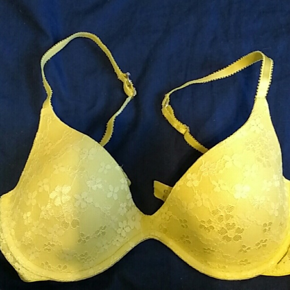 Yellow lacy bra