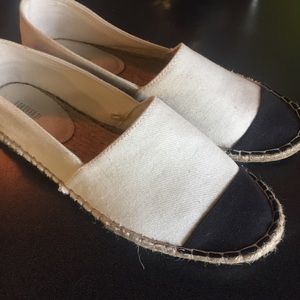 BRAND NEW (No Tags) Colorblock Espadrille Flats