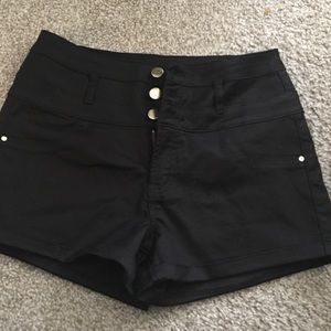 NEW without tags!! high wasted black shorts