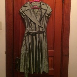 Glamorous pinup Eliza J New York Dress