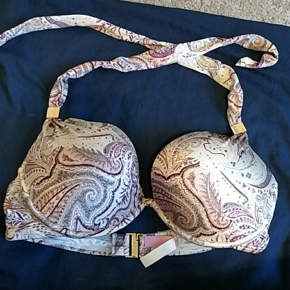 36D Paisley massive push up