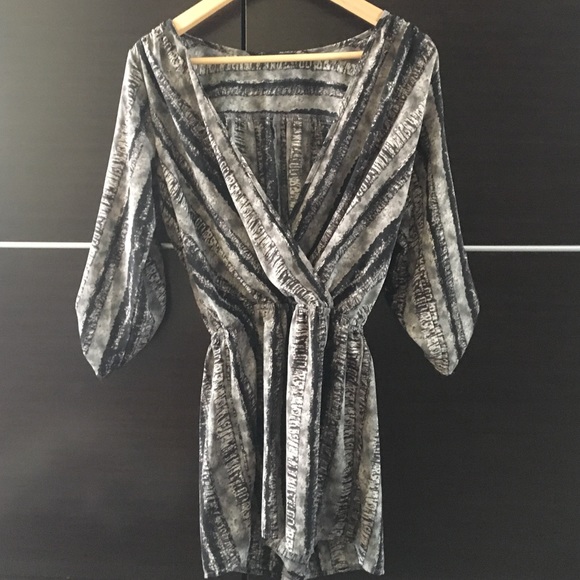 Romper (Fora)
