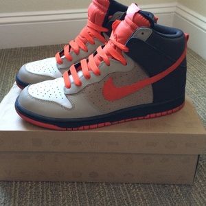 ●Men's Nike Dunk High light bone/team orange-tar