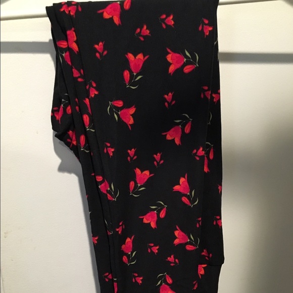 LulaRoe leggings OS