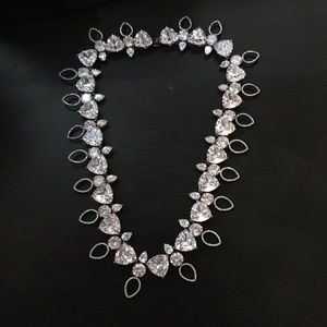 nOir "Zara" Statement Necklace