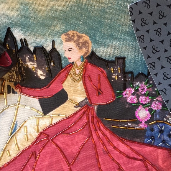 Embroidered Shoulder Bag - Picture 4 of 4