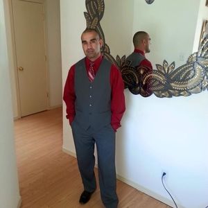 Meet your Posher, Juan