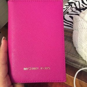 michael kors passport holder