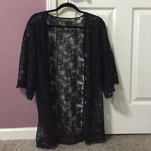 BRAND NEW!!NEVER BEEN WORN! Black Lace Kimono