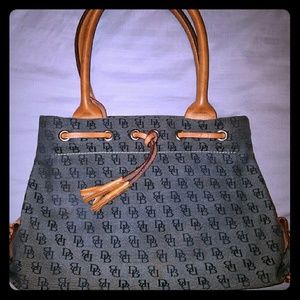Small Dooney and Bourke handbag.
