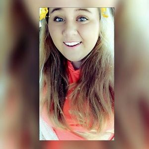 Meet your Posher, Marissa