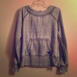 Roxy crewneck