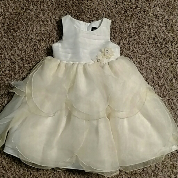 Fluffy yellow and white dress
