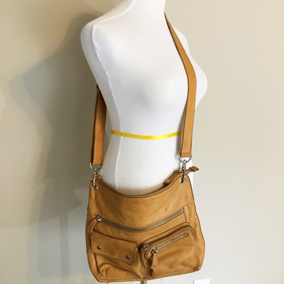 Fossil Handbags - 💥30% off 3+ item bundles💥