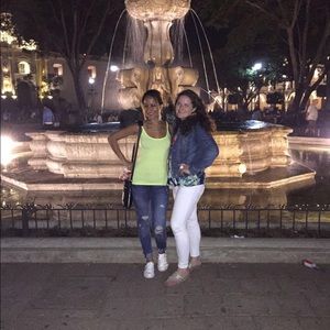 Meet your Posher, Christine