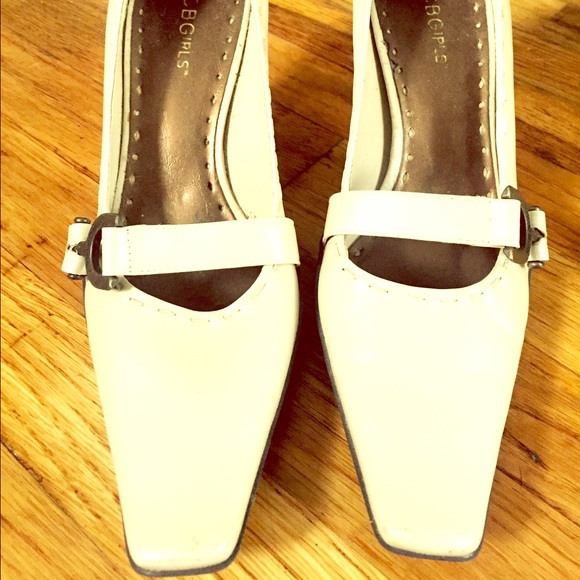 BCBG Girls pearl white Mary Jane heels with buckle