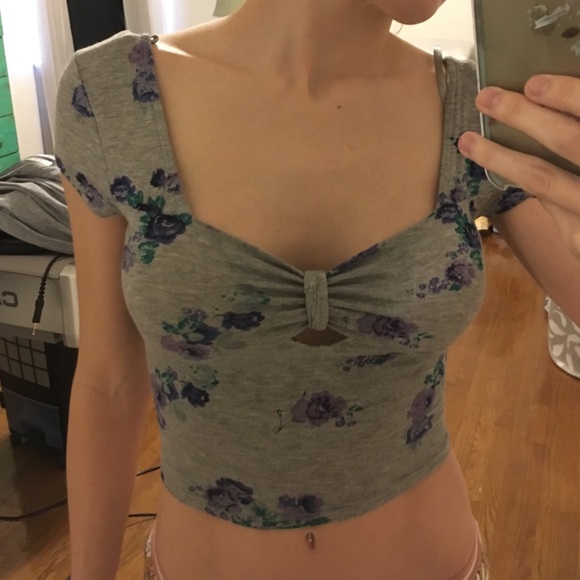 Floral crop top, urban outfitters