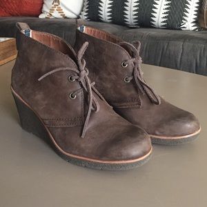 Sperry top spider wedge booties