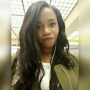 Meet your Posher, Yvonne