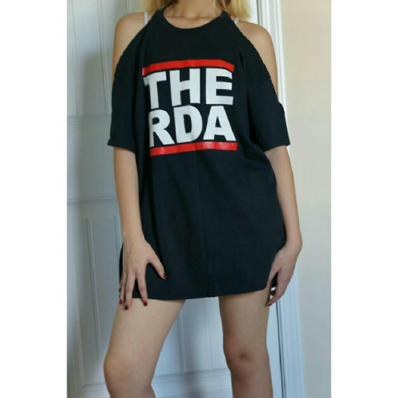 Black Tee Shirt Design